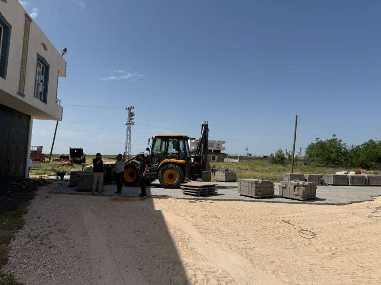 Dikencik’te Parke Çalışmaları Devam Ediyor 